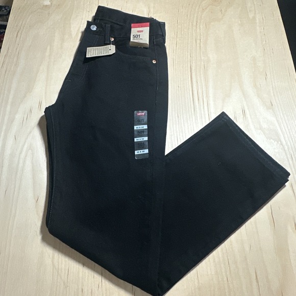 Levi's 501 Straight Leg Button Fly Black Jeans Men's 32X32 NWT 0660 U49 - Picture 1 of 5